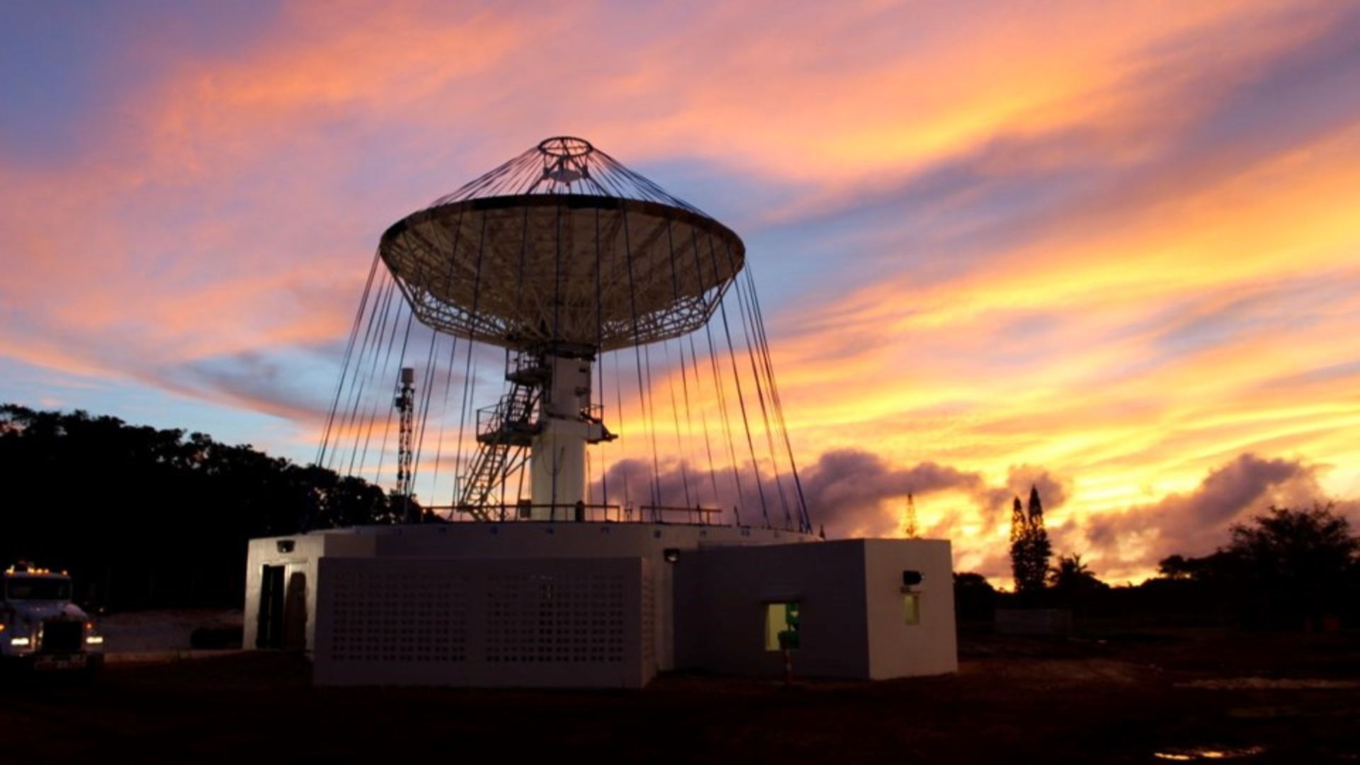 Guam Satellite Earth Stations CROFT & Associates